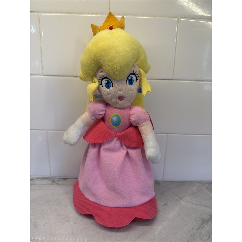 Princess Peach 11in Plush Super‎ Mario Brothers Nintendo Video Game Toy Stuffy